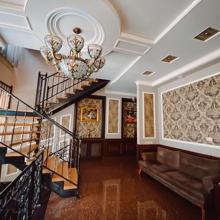 Royal Renaissance Hotel Yerevan Exterior foto