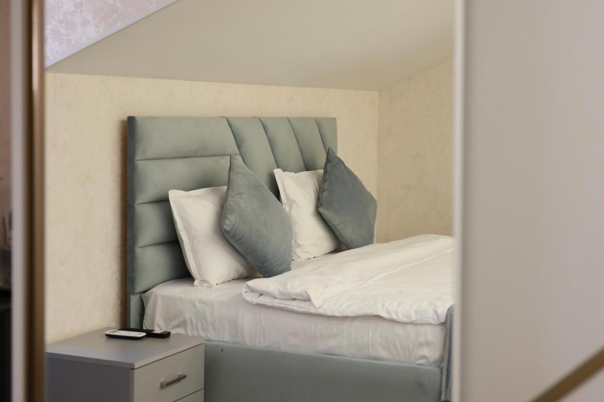 Royal Renaissance Hotel Yerevan Quarto foto